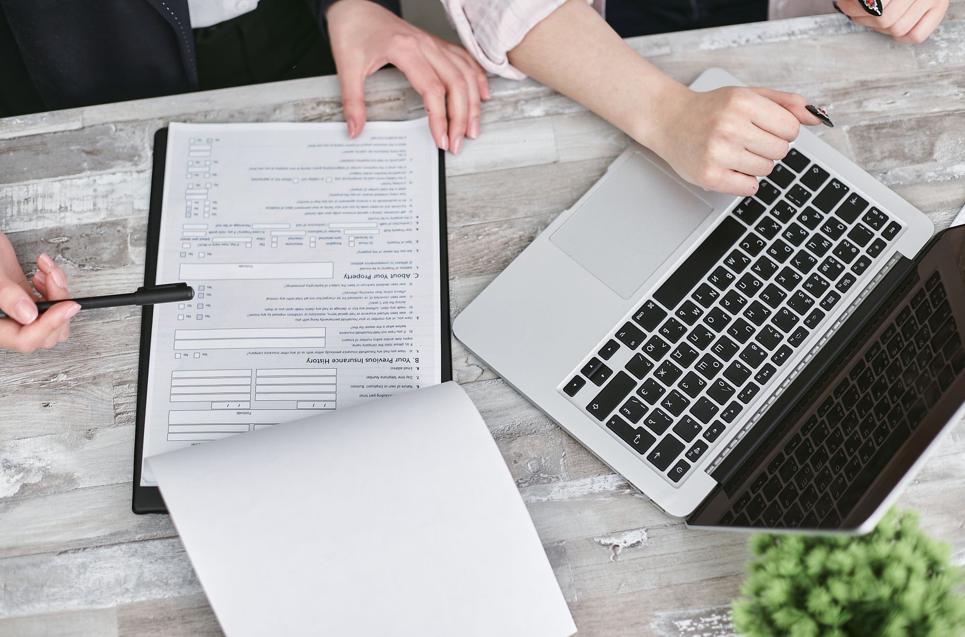 Đánh Giá Nhà Cung Cấp Dịch Vụ Kế Toán Thuê Ngoài Cho Công Ty Mới Thành Lập Đánh Giá Nhà Cung Cấp Dịch Vụ Kế Toán Thuê Ngoài Cho Công Ty Mới Thành Lập